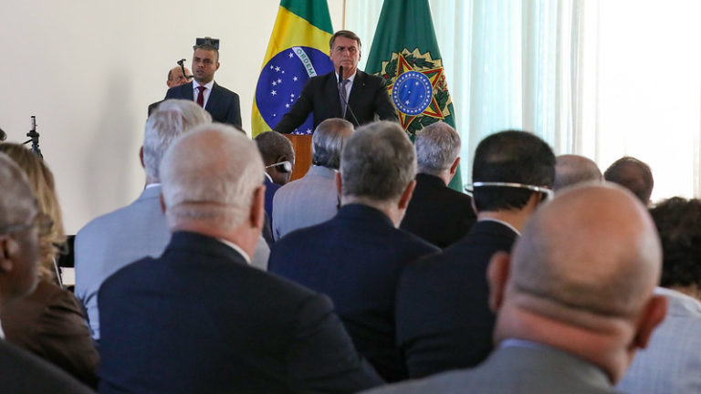 No 'caso Bolsonaro', TSE reforça limite entre presidente e candidato